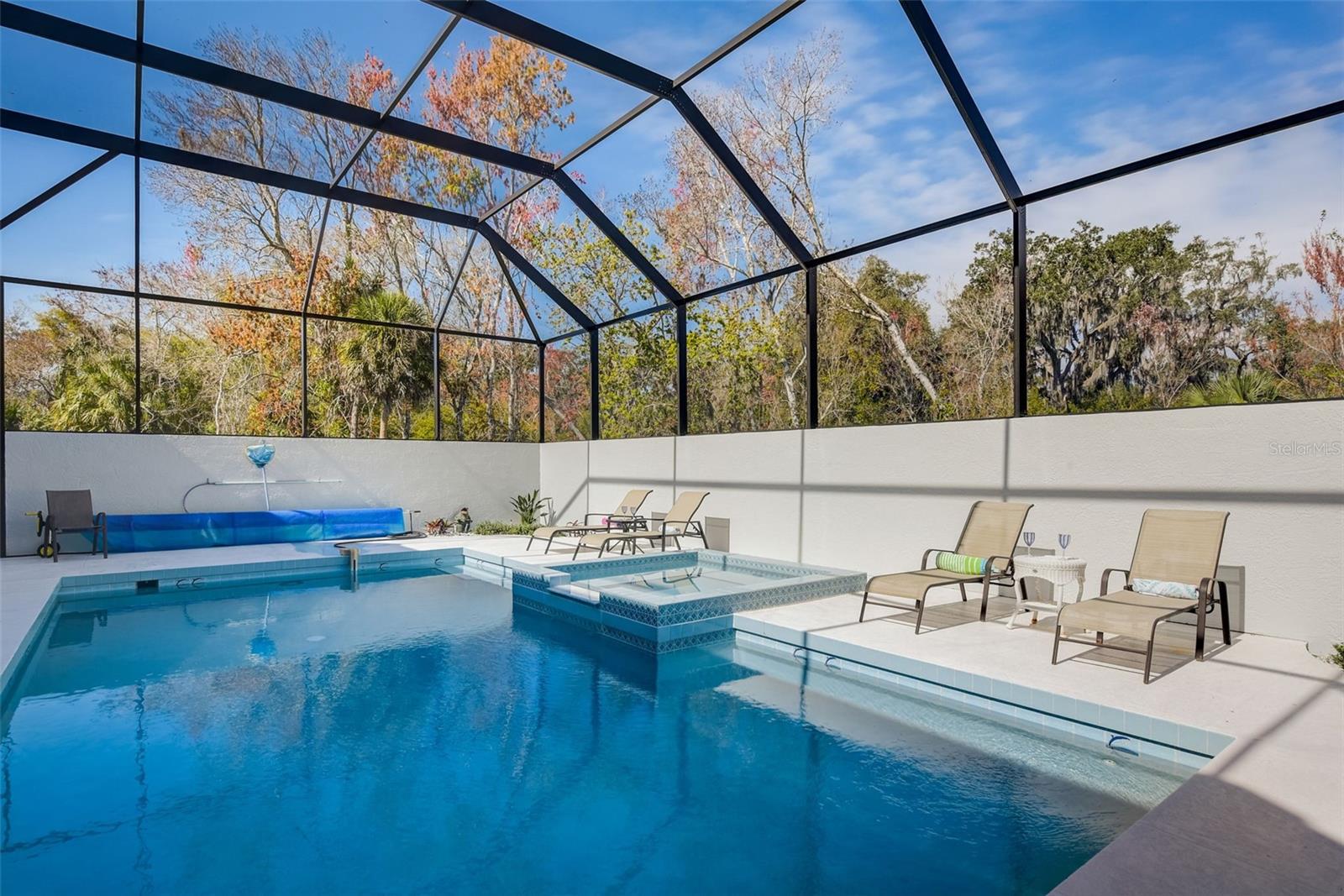 THE HIGHLANDS - Residential Lease