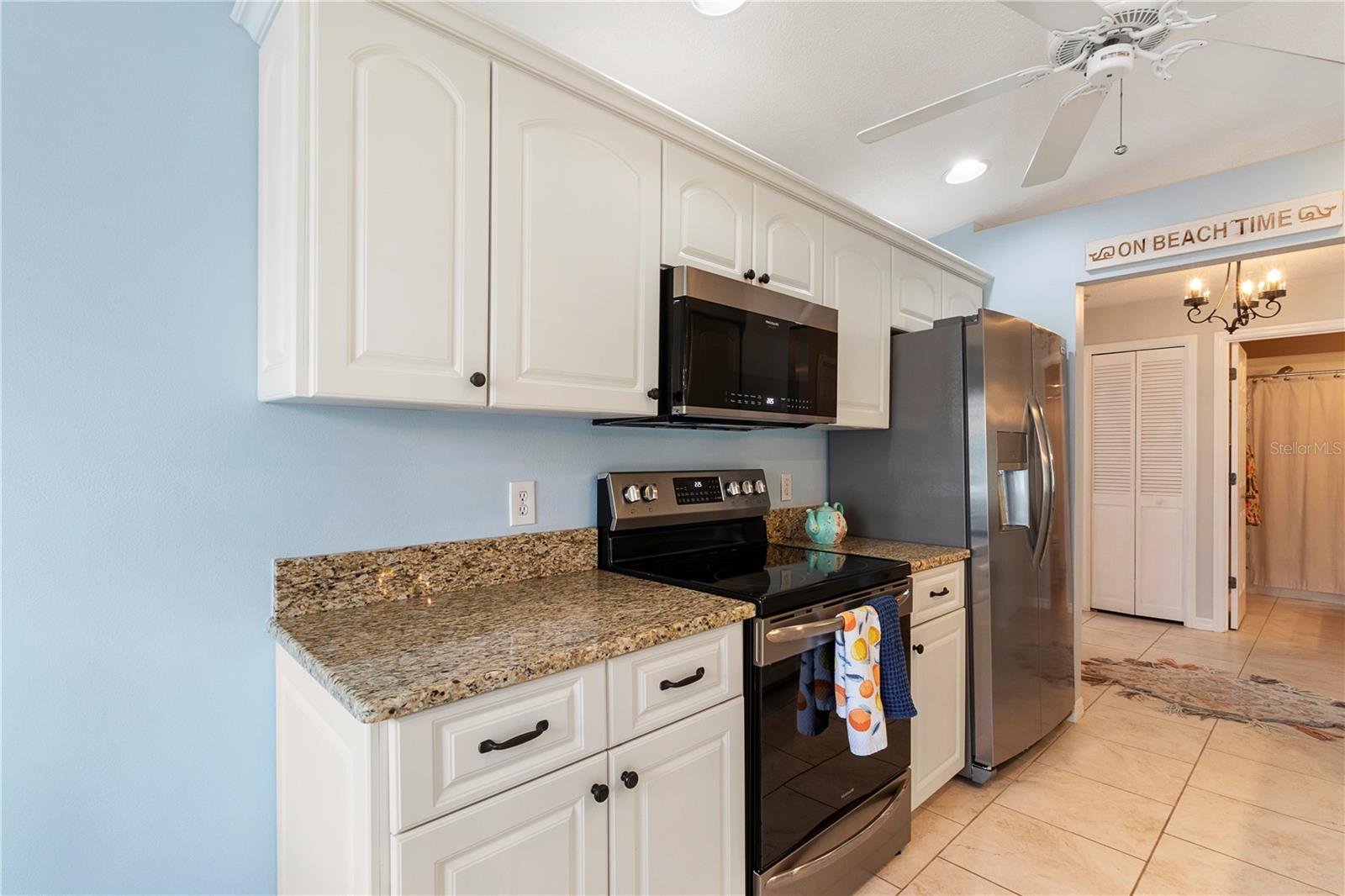 SHEFFIELD GREENE - Residential Lease