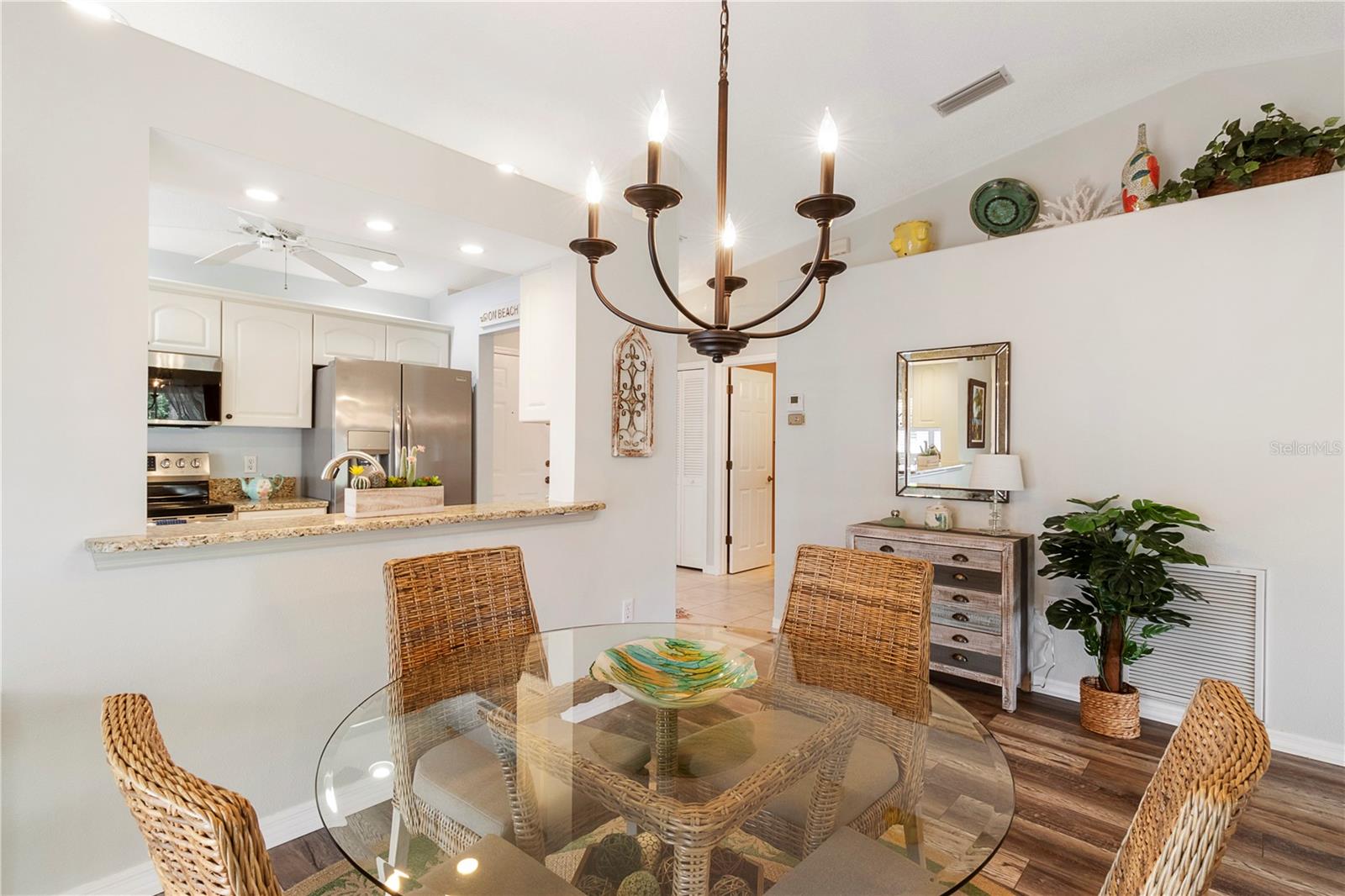 SHEFFIELD GREENE - Residential Lease