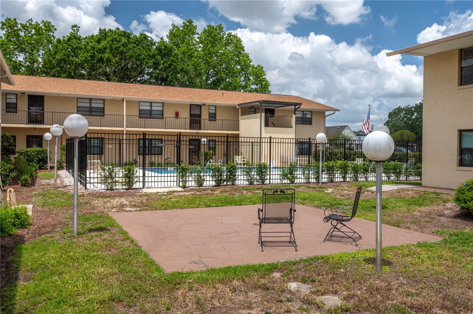 LAKE WALES VILLAGE CONDO - Residential