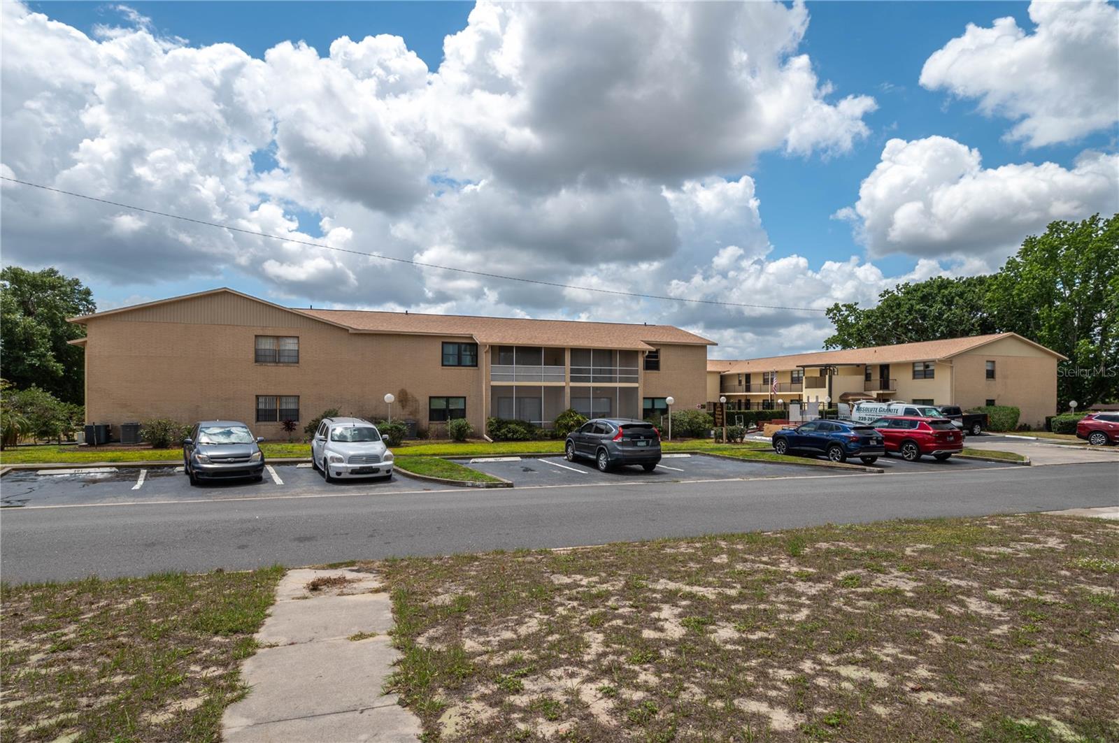 LAKE WALES VILLAGE CONDO - Residential