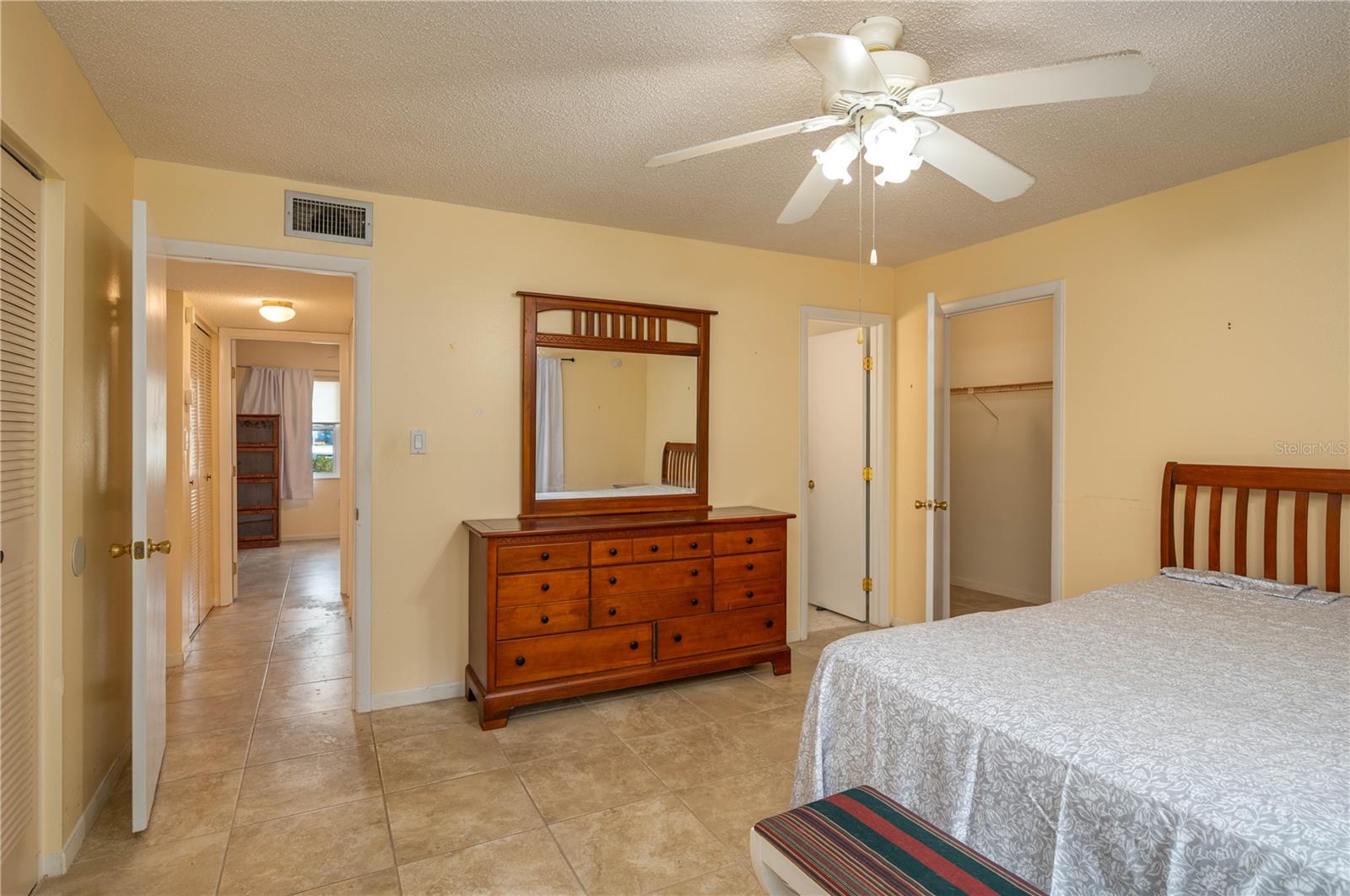 LAKE WALES VILLAGE CONDO - Residential
