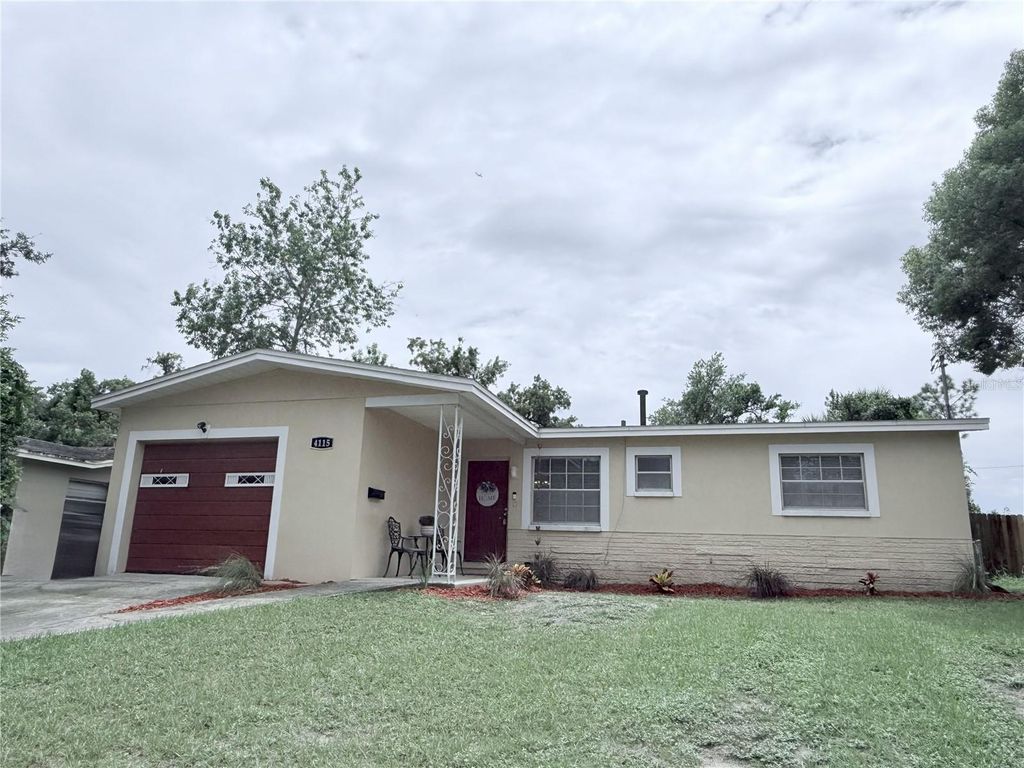 Photo of 4115 E Okara Road, Tampa, FL 33617 (MLS # TB8422290)