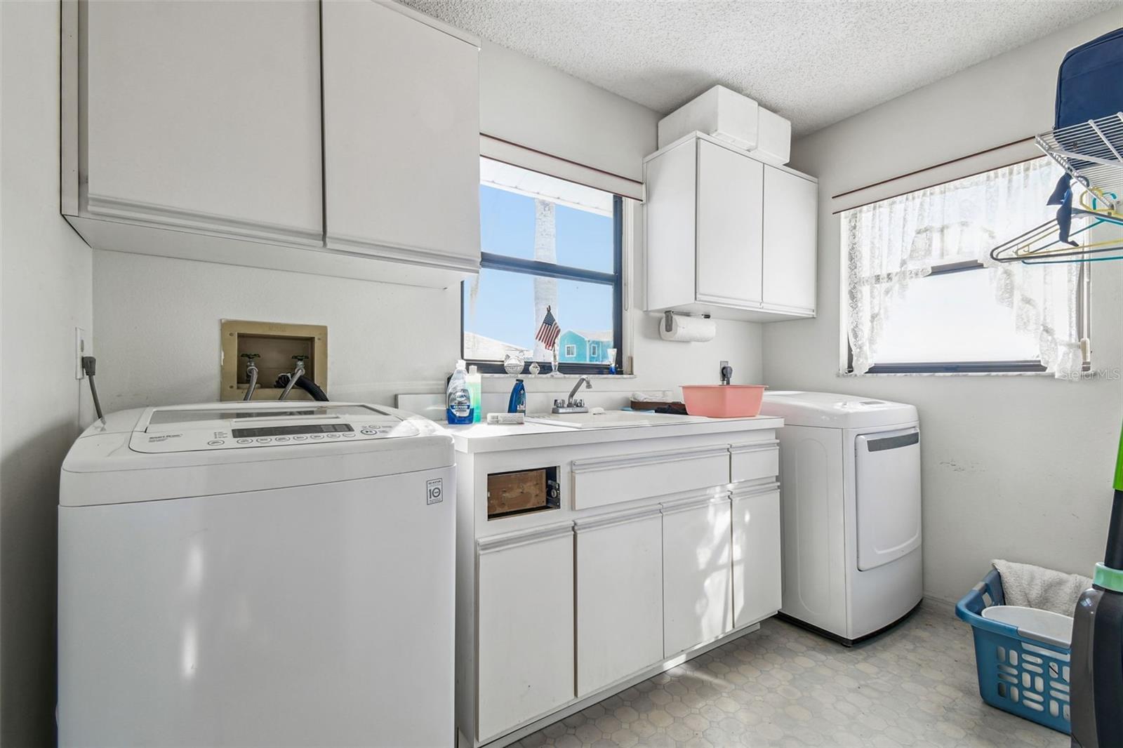 GULF HARBORS SEA FOREST - Residential