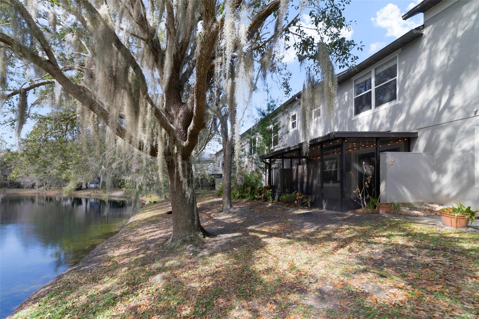 HERITAGE PARK TWNHMS - Residential