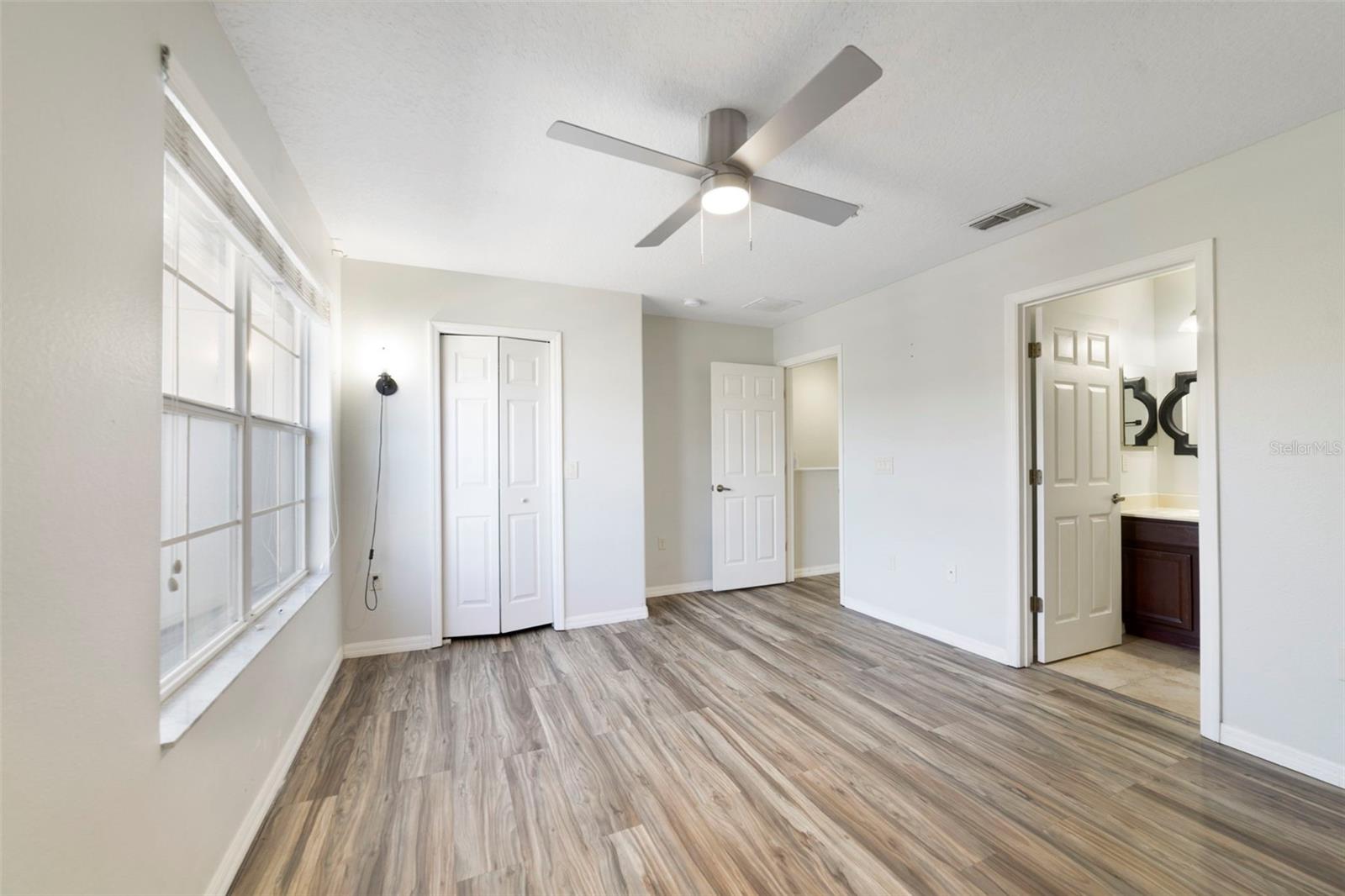 HERITAGE PARK TWNHMS - Residential