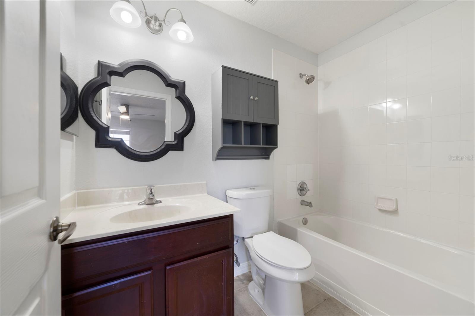 HERITAGE PARK TWNHMS - Residential