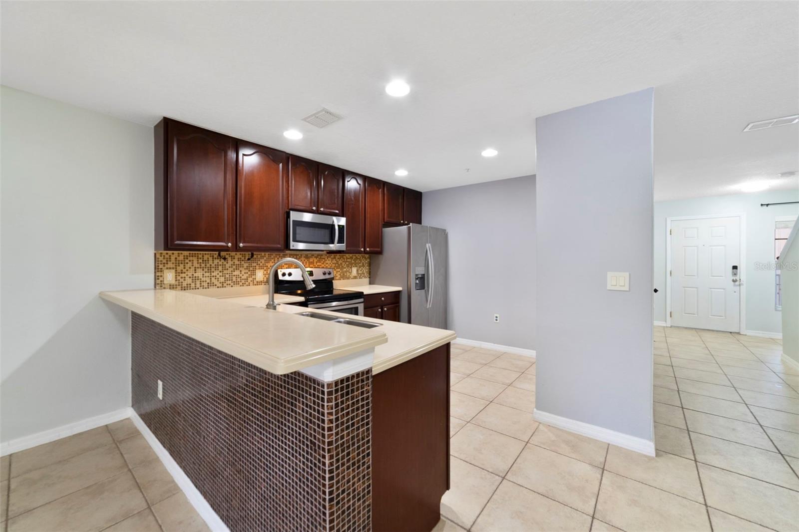 HERITAGE PARK TWNHMS - Residential