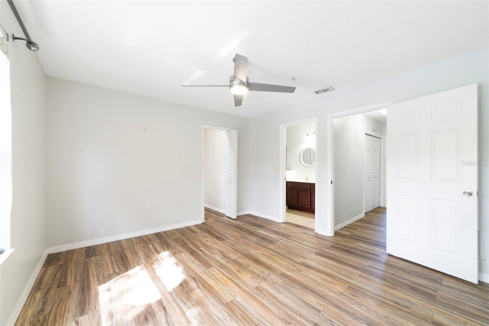 HERITAGE PARK TWNHMS - Residential