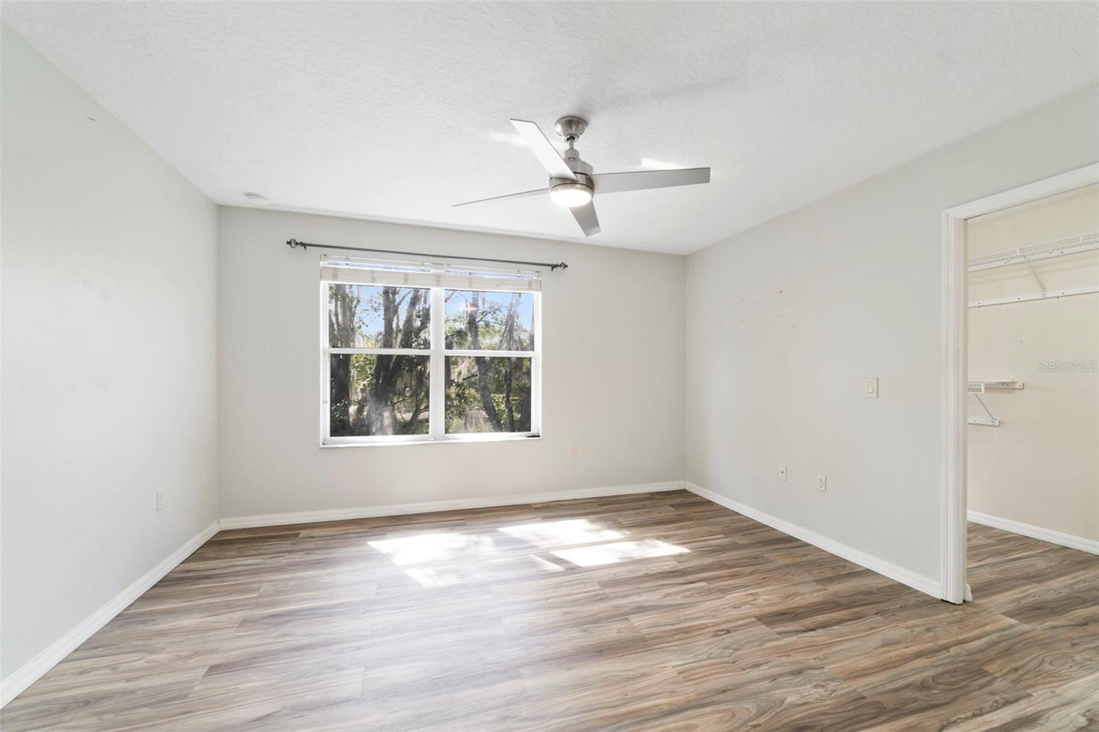 HERITAGE PARK TWNHMS - Residential