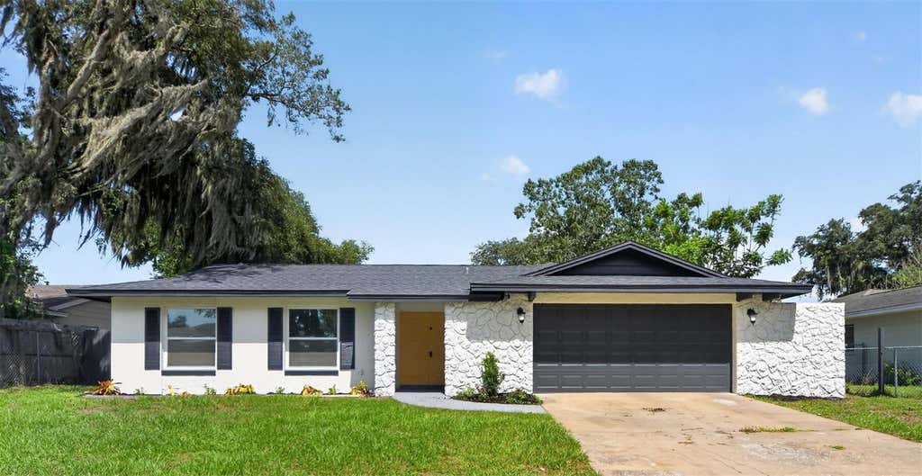 Photo of 1803 Balsawood Court, Orlando, FL 32818 (MLS # O6427240)