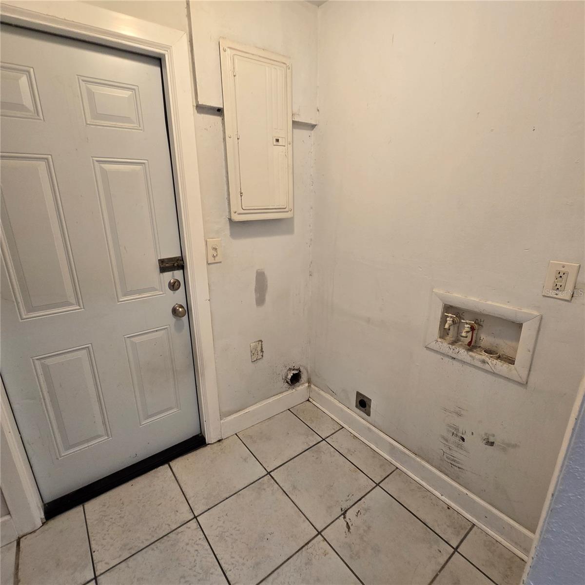 RICHMOND HEIGHTS - Residential