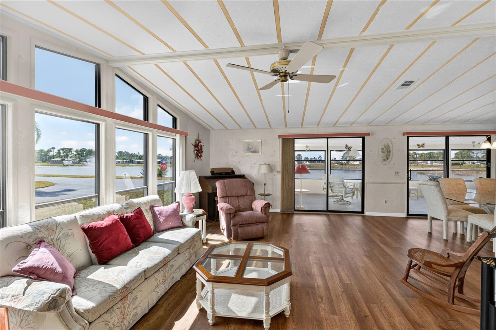 LA CASA MHP CO-OP - Residential
