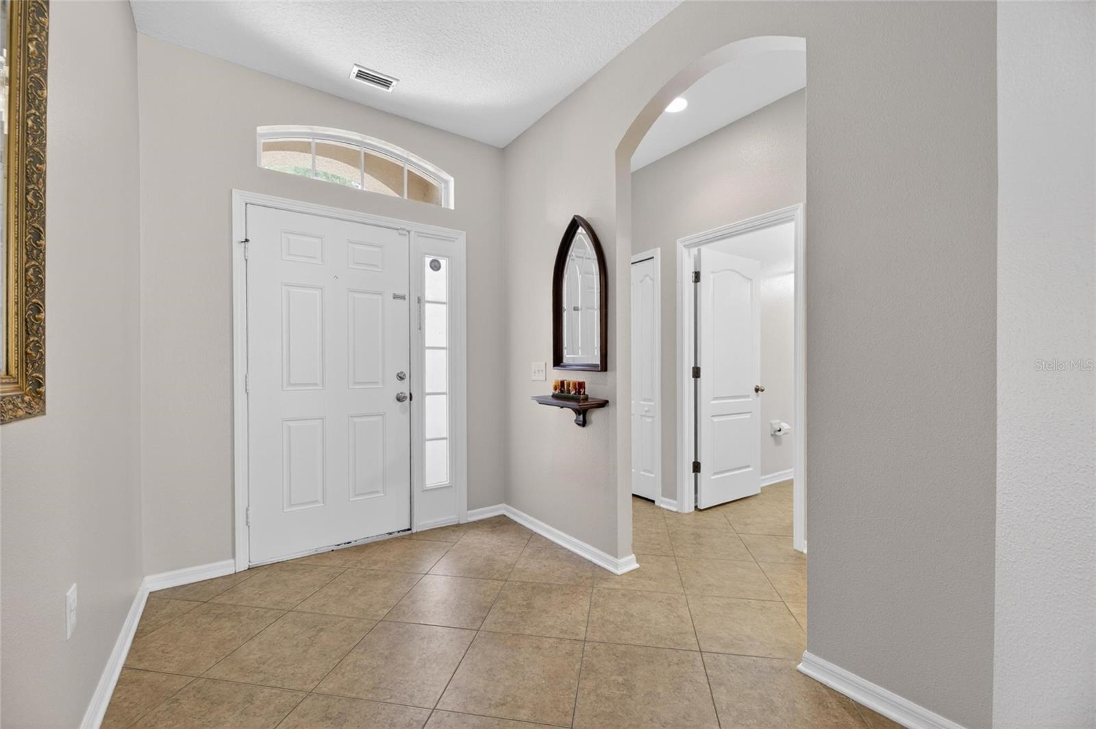 211 WESTCHESTER HILLS LANE