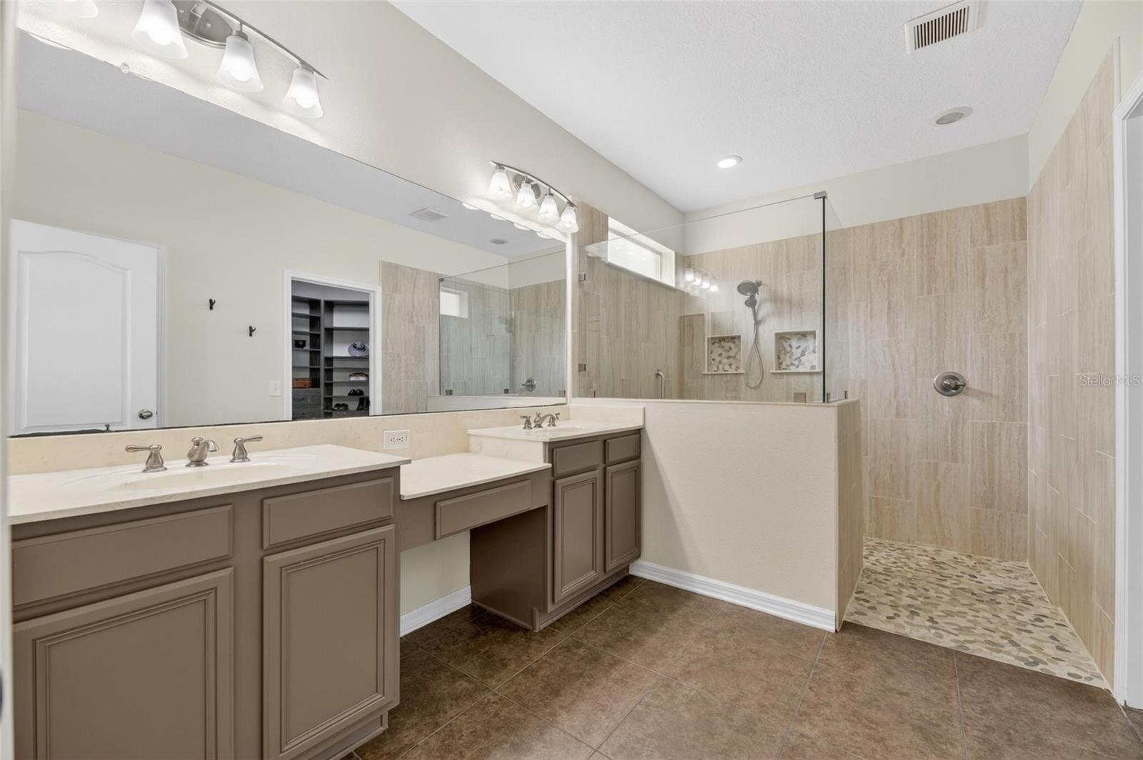 CROSBY CROSSINGS - Residential