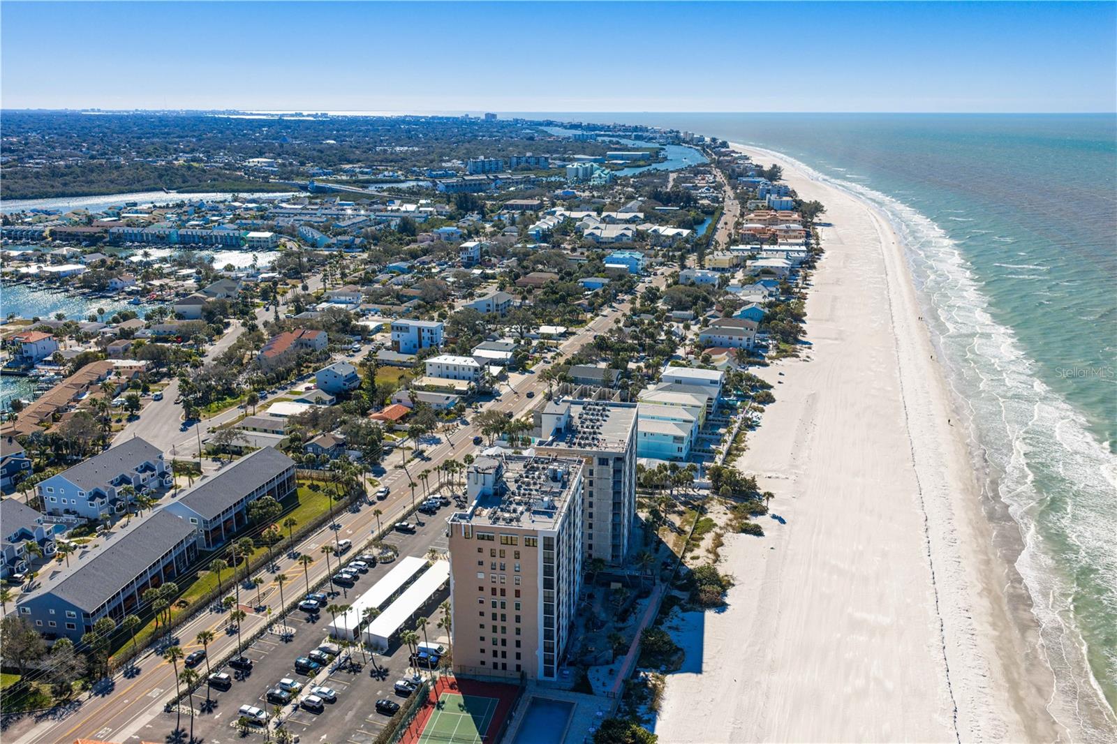 HARBOUR HOUSE - Residential