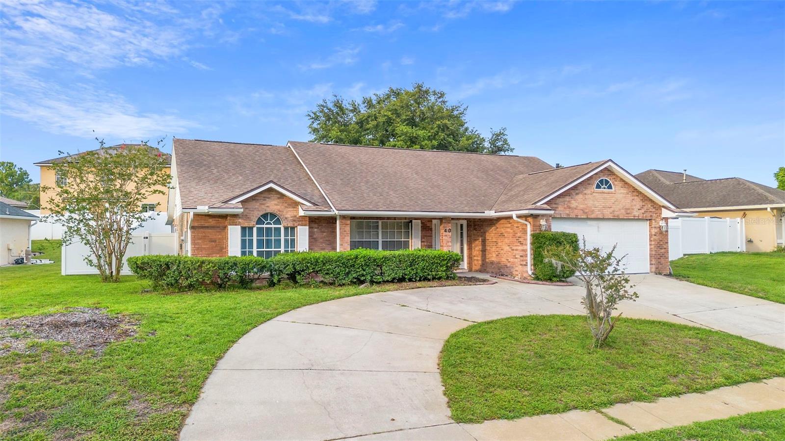 40 HOLLOW PINE DRIVE