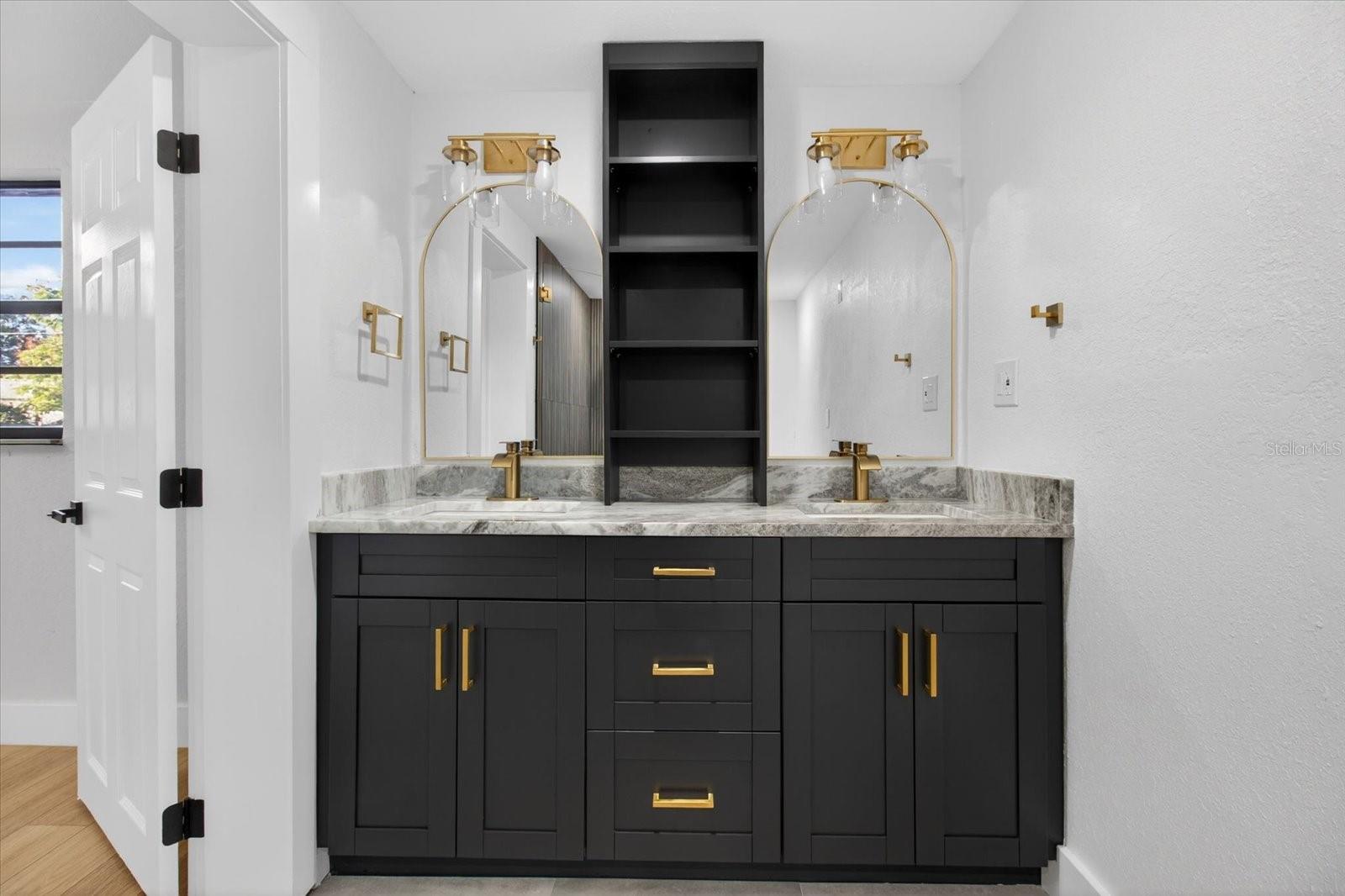 JACKSON HEIGHTS - Residential