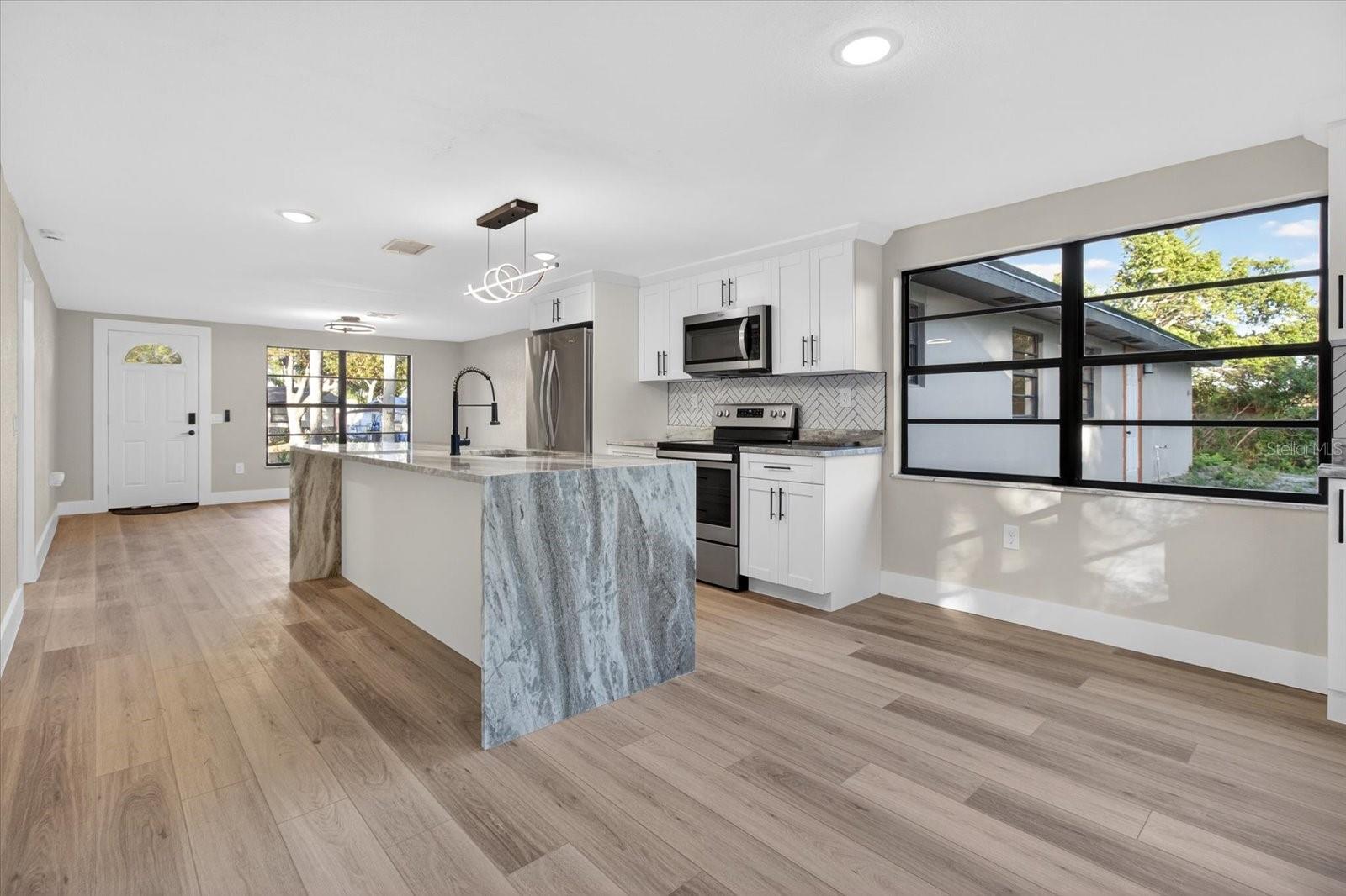 JACKSON HEIGHTS - Residential