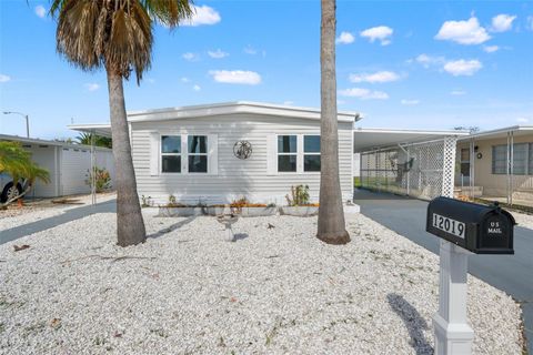 Photo of 12019 Cartwright Drive, Hudson, FL 34667 (MLS # W7884804)