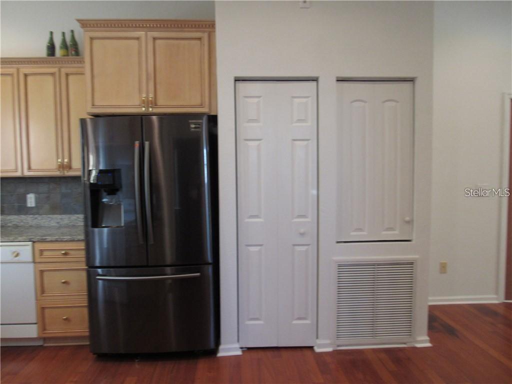 OAKWOOD VILLA - Residential Lease