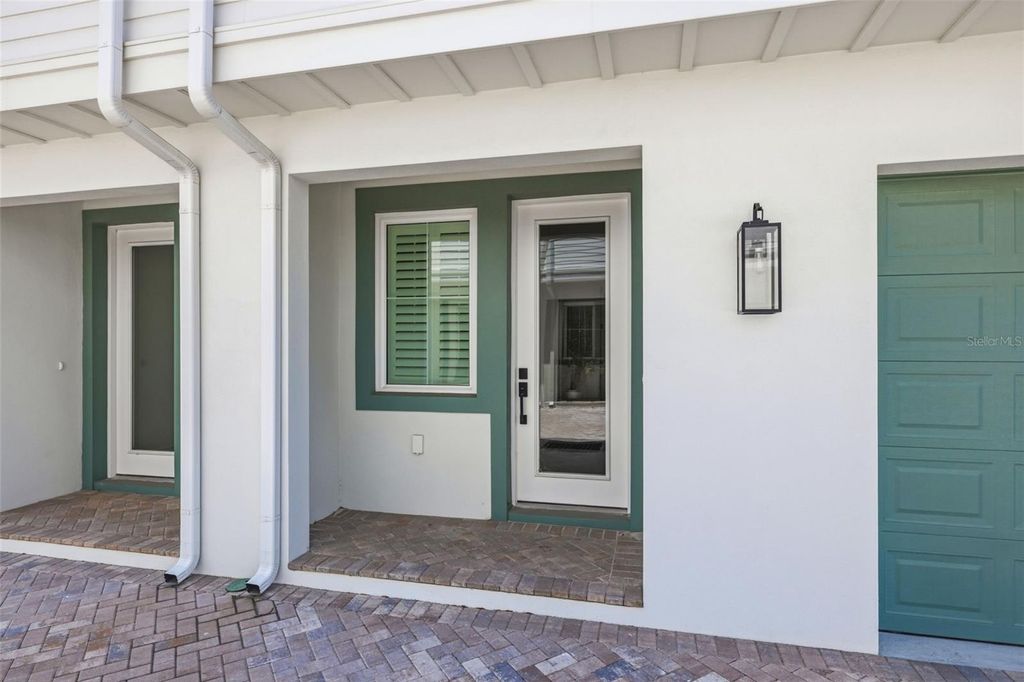 Photo of 407 S Albany Avenue #4, Tampa, FL 33606 (MLS # TB8501499)