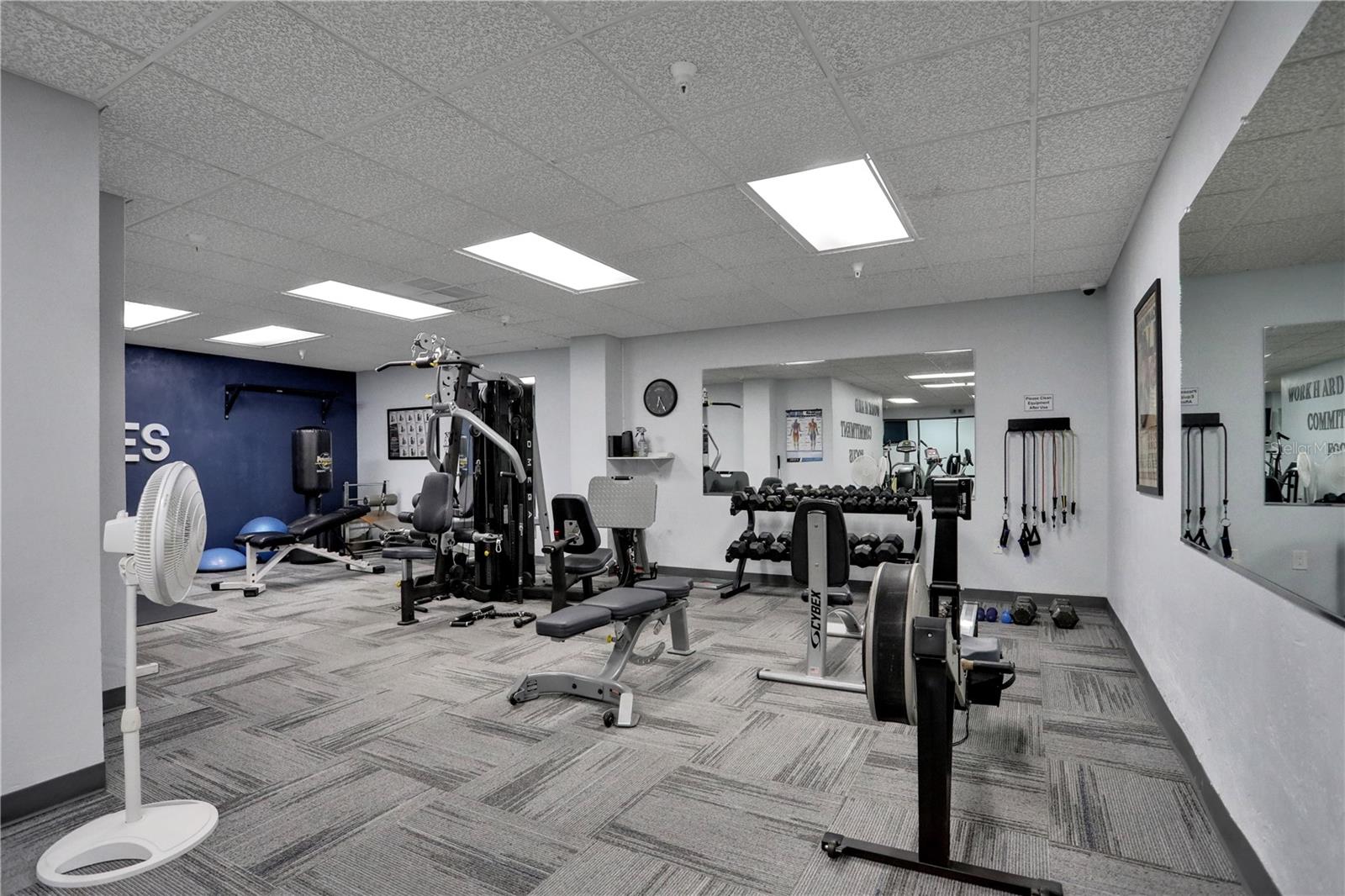 SHERWIN CONDO - Residential