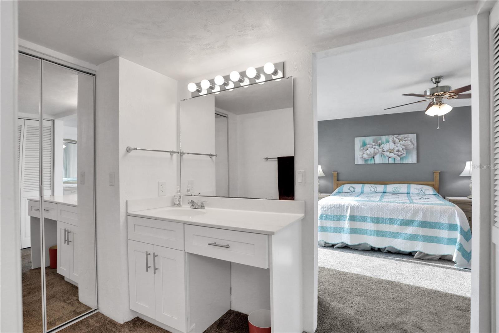 SHERWIN CONDO - Residential