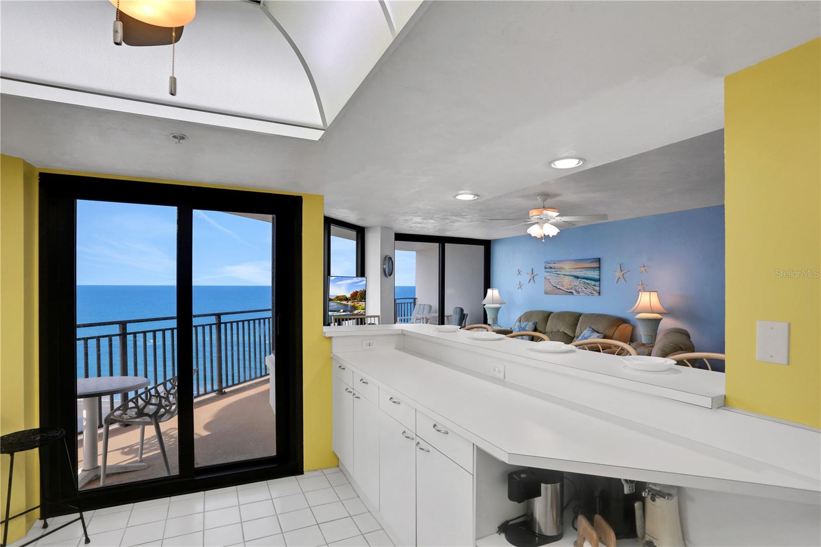 SHERWIN CONDO - Residential