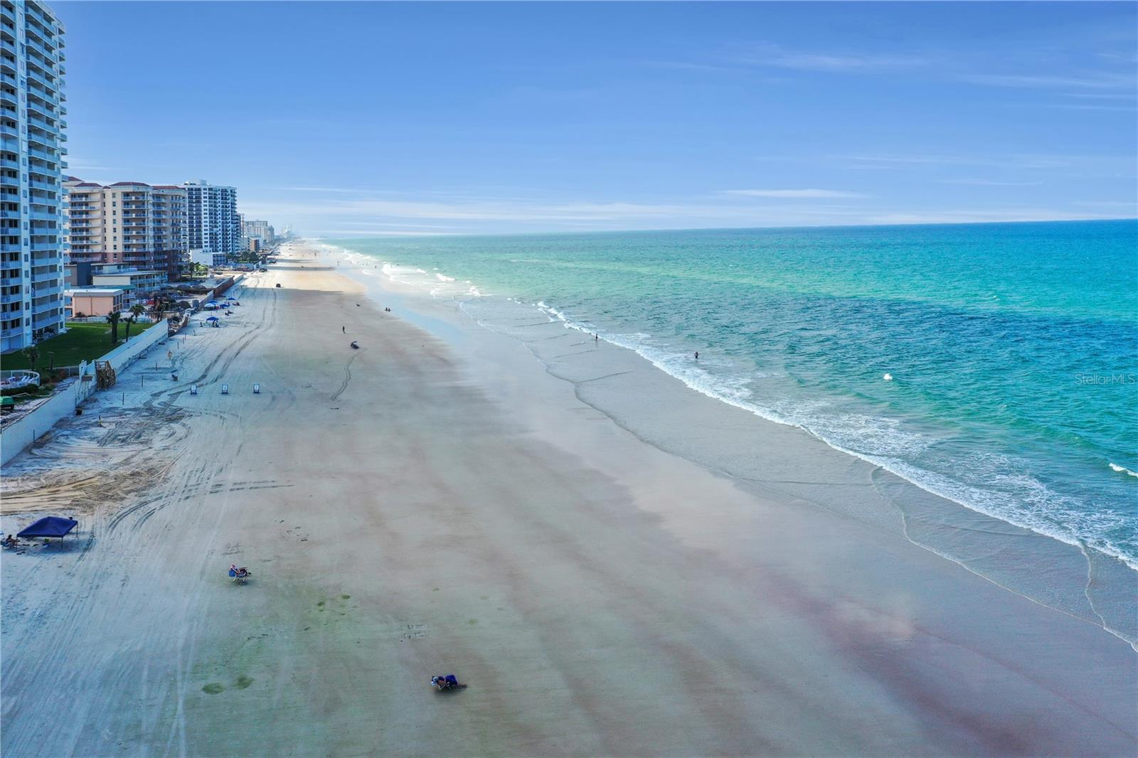 SHERWIN CONDO - Residential