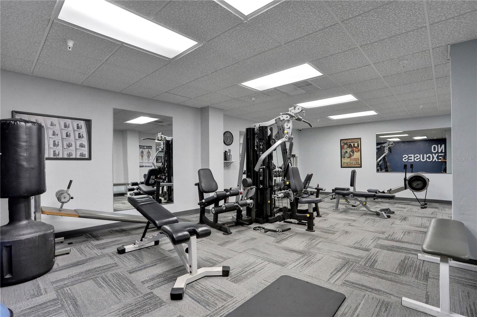 SHERWIN CONDO - Residential