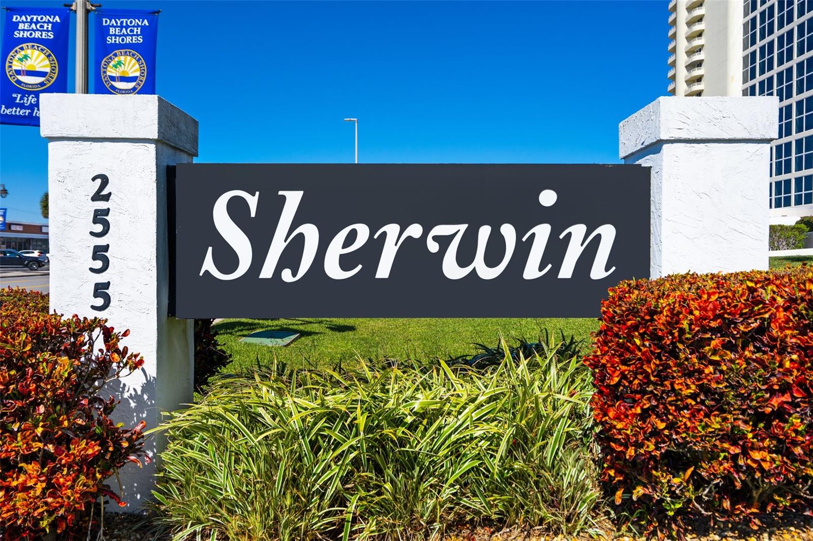 SHERWIN CONDO - Residential