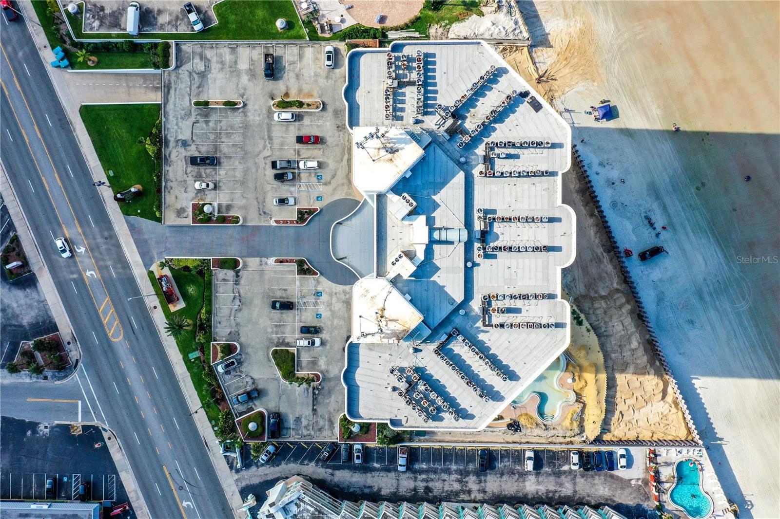 SHERWIN CONDO - Residential