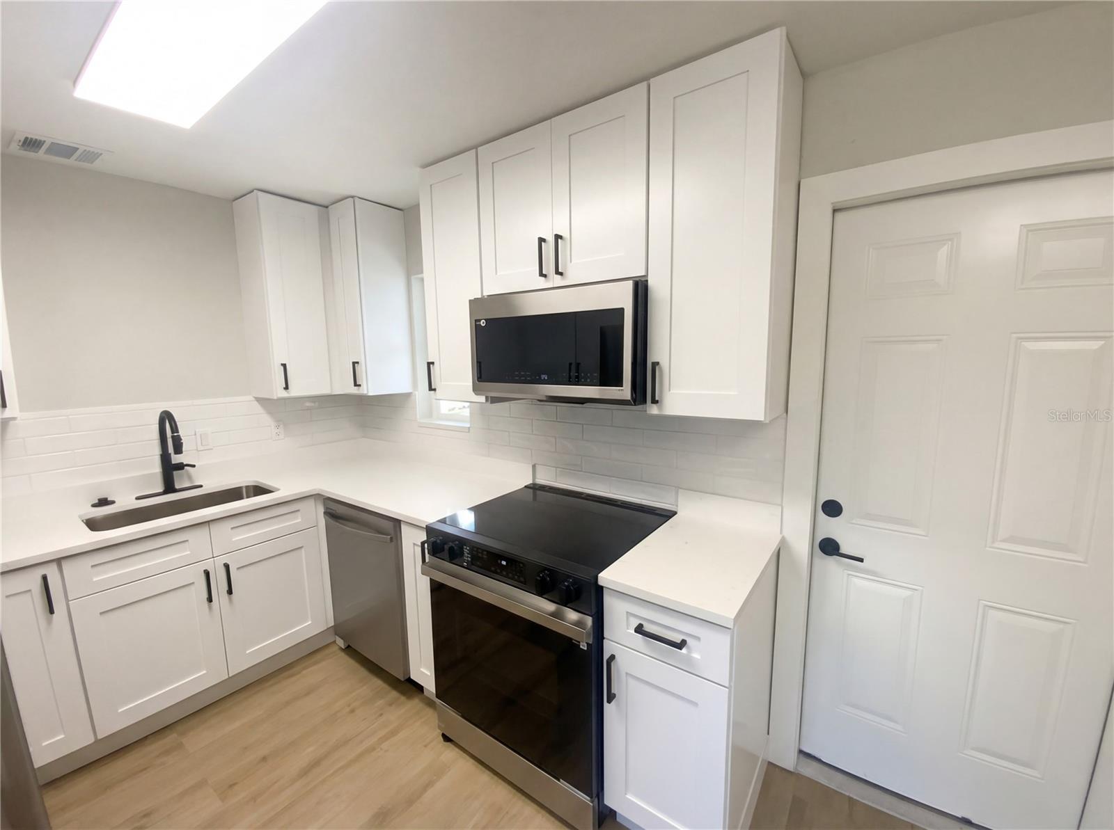 CLEARWOOD SUB 4TH ADD - Residential