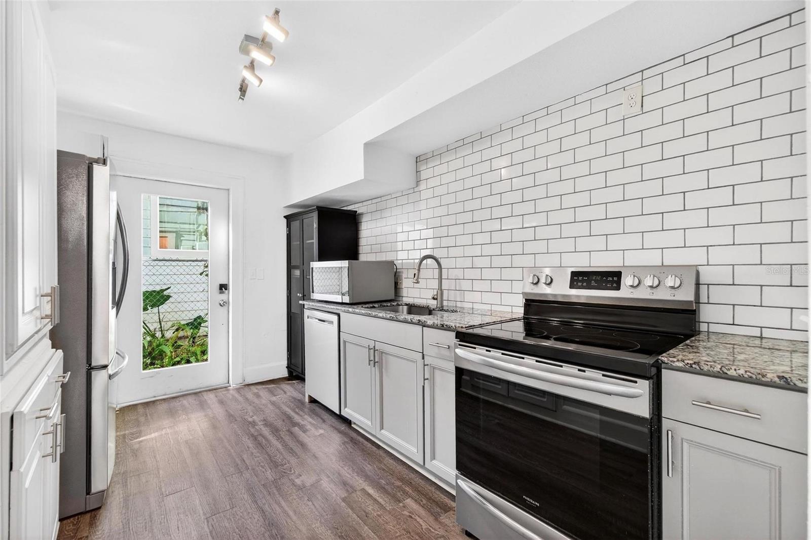 AVALON SUB 2 - Residential