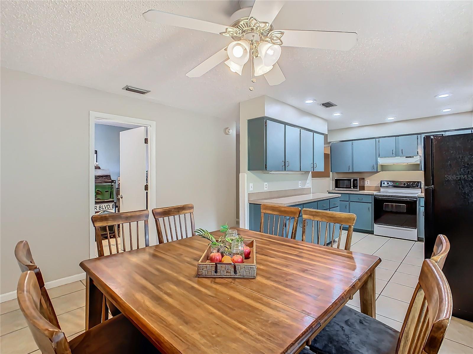 Photo 5 of 24 of 5036 LOCHINVAR house