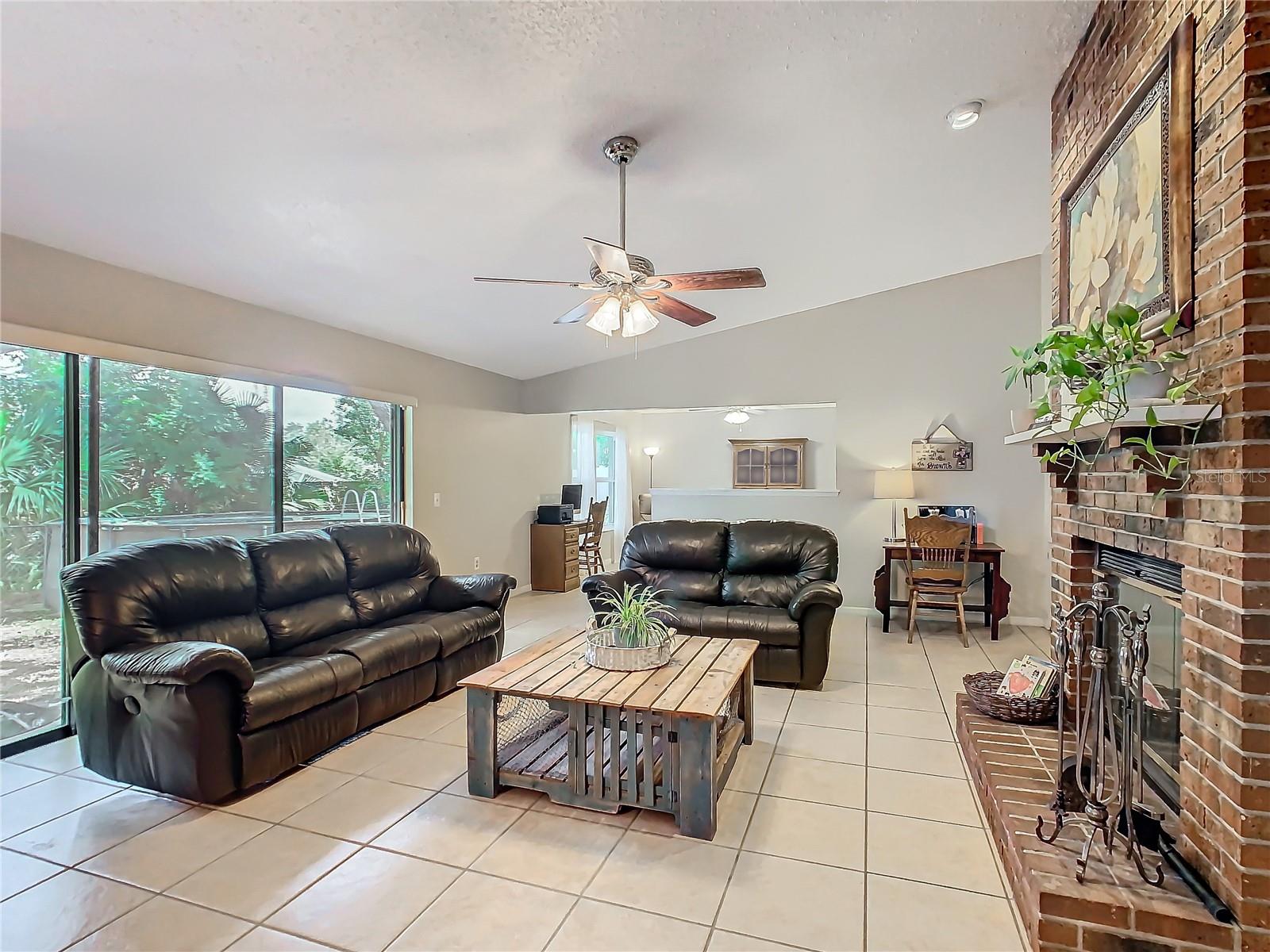 Photo 8 of 24 of 5036 LOCHINVAR house