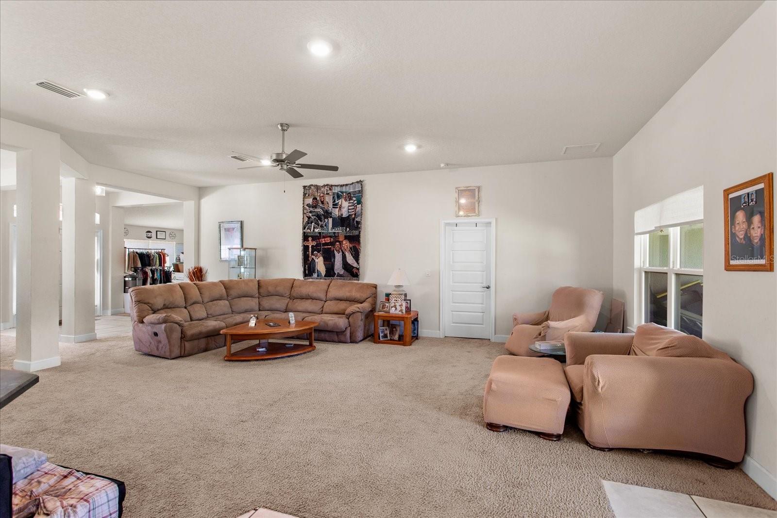 Casas a venda 4 - Jen Dantas 345 ASHTON WOODS LANE