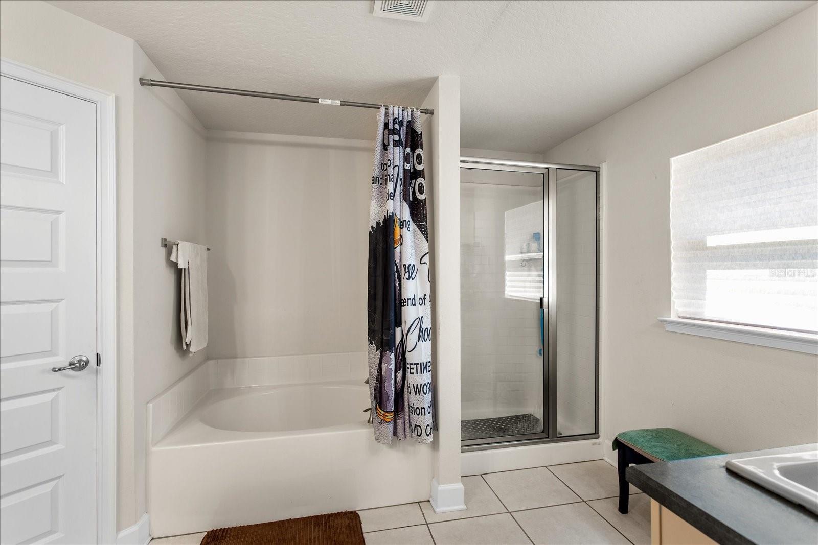 LEESBURG ASHTON WOODS - Residential