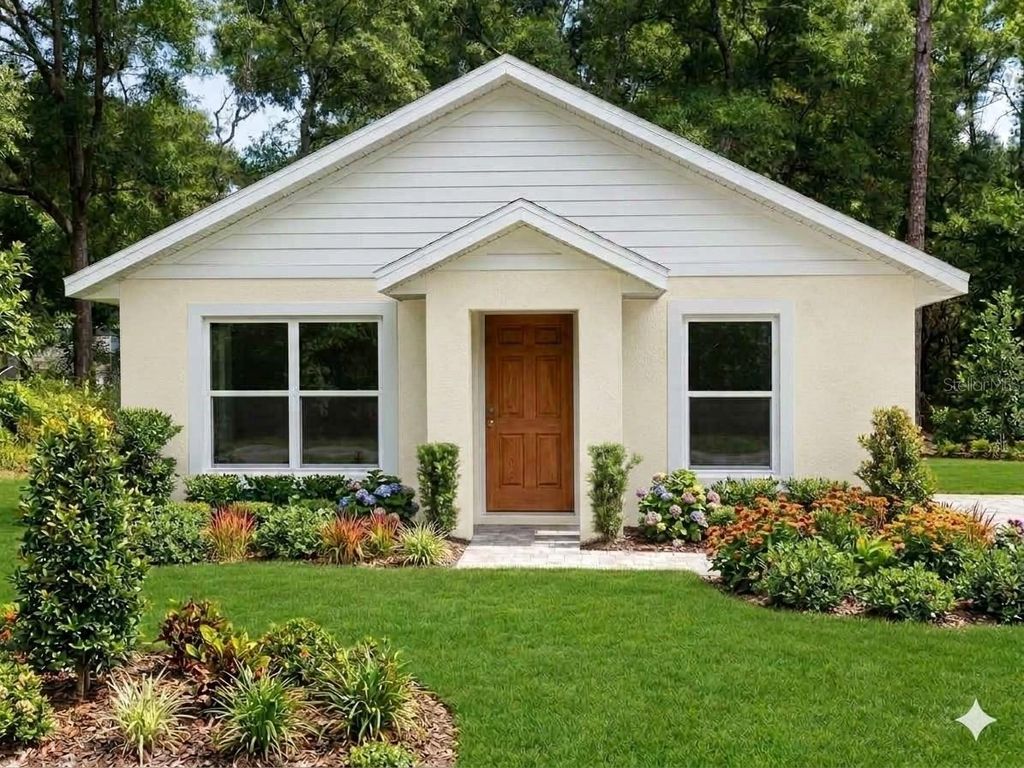 Photo of 338 2nd Way, Interlachen, FL 32148 (MLS # OM723444)