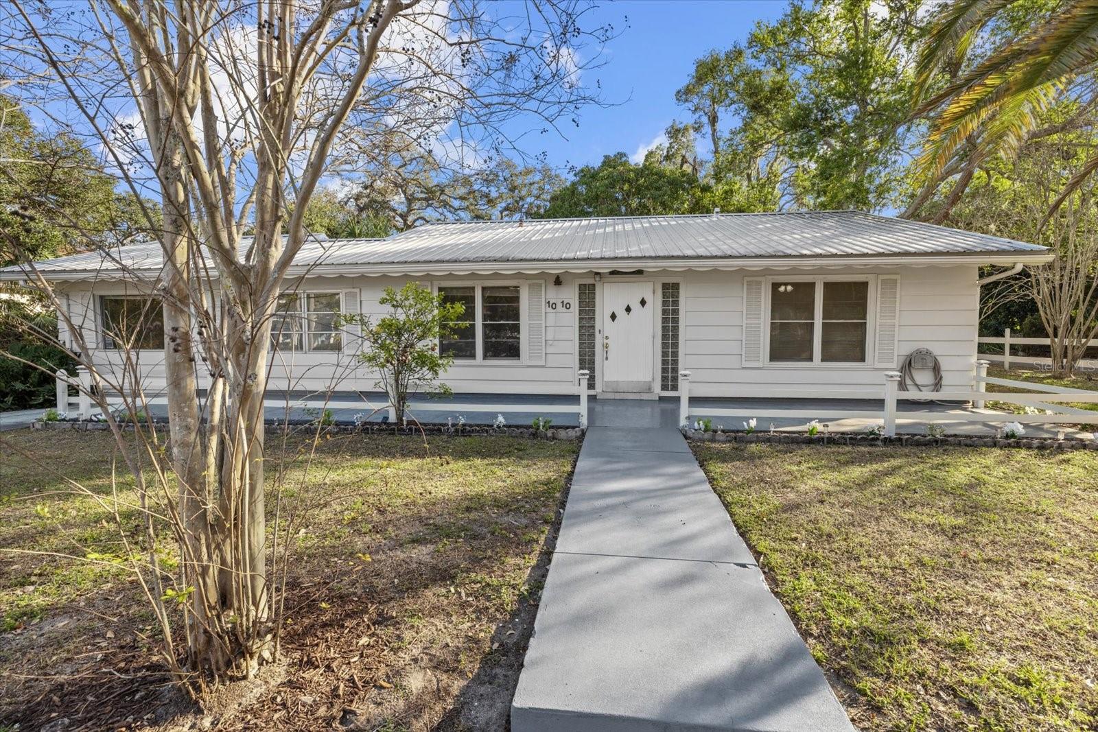SARASOTA BAY PARK - Residential