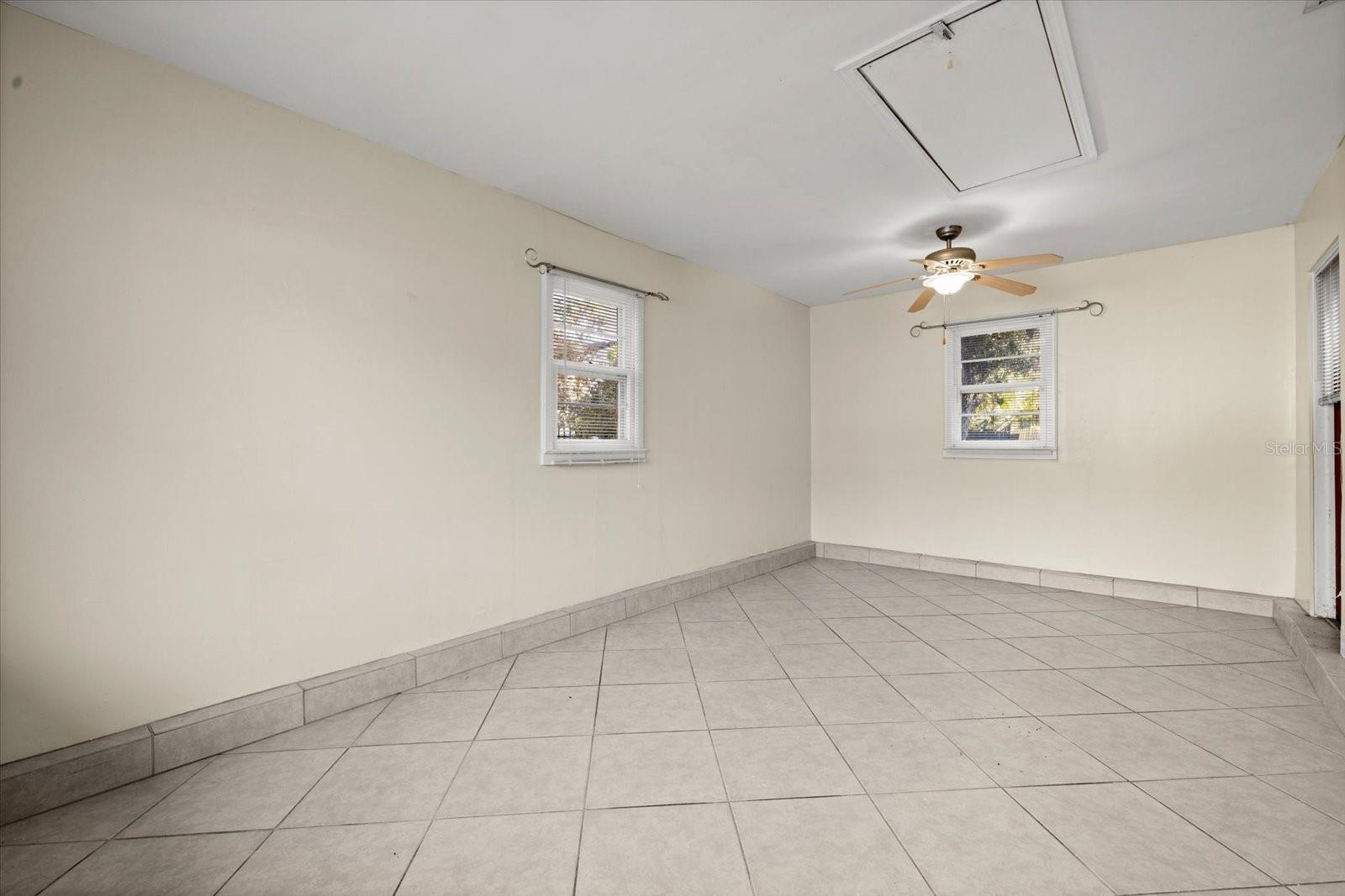 SARASOTA BAY PARK - Residential