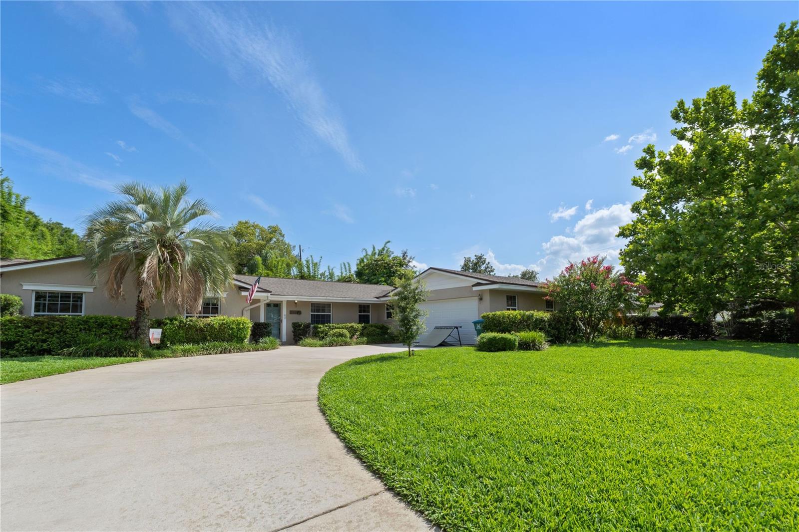 Welcome to your serene sanctuary nestled in the highly sought-after Dommerich neighborhood! This stunning house offers the perfect blend of comfort and elegance, boasting a large open-air plan that is ideal for both relaxation and entertainment. As you step inside, you will be greeted by an abundance of natural light that flows effortlessly through the spacious living areas, creating a warm and inviting atmosphere. The heart of this home is the gourmet kitchen, complete with modern appliances and ample counter space, perfect for culinary enthusiasts and family gatherings alike. Step outside to your own private paradise! The expansive backyard is a true highlight, featuring a beautifully landscaped space that is perfect for summer barbecues, family gatherings, or simply enjoying the tranquility of nature. Imagine sipping your morning coffee on the charming porch while taking in the scenic views. For those who love the outdoors, this property offers exclusive lake access, allowing you to enjoy fishing, kayaking, and water skiing. Embrace the lifestyle of lakeside living while being just a stone's throw away from the vibrant community activities that is Dommerich