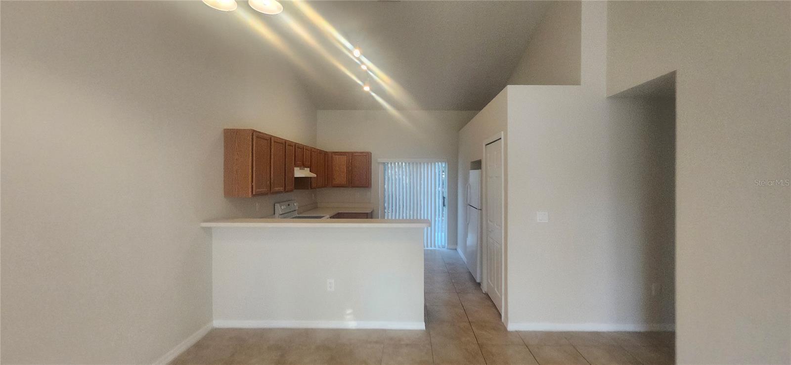 SPRING HILL - Residential Income