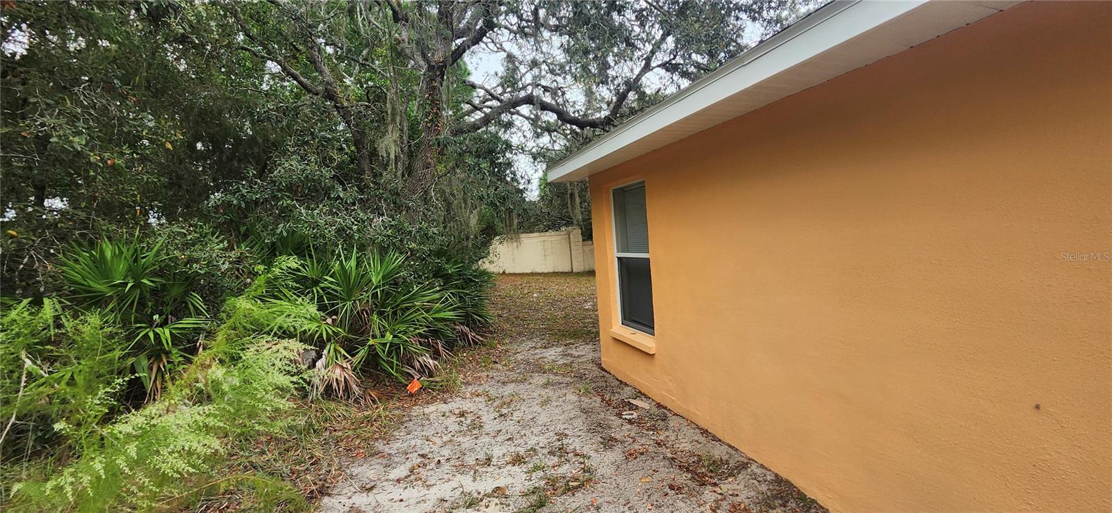 SPRING HILL - Residential Income