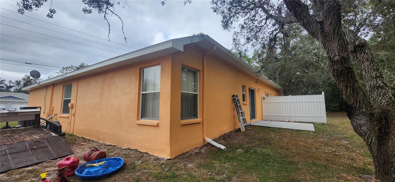 SPRING HILL - Residential Income