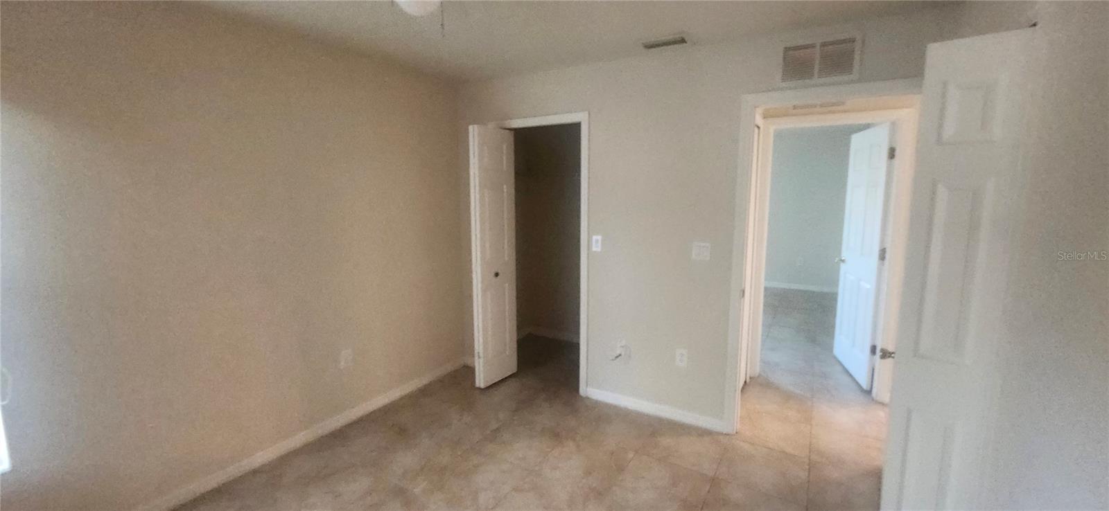 SPRING HILL - Residential Income