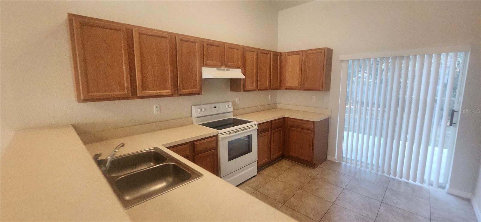 SPRING HILL - Residential Income