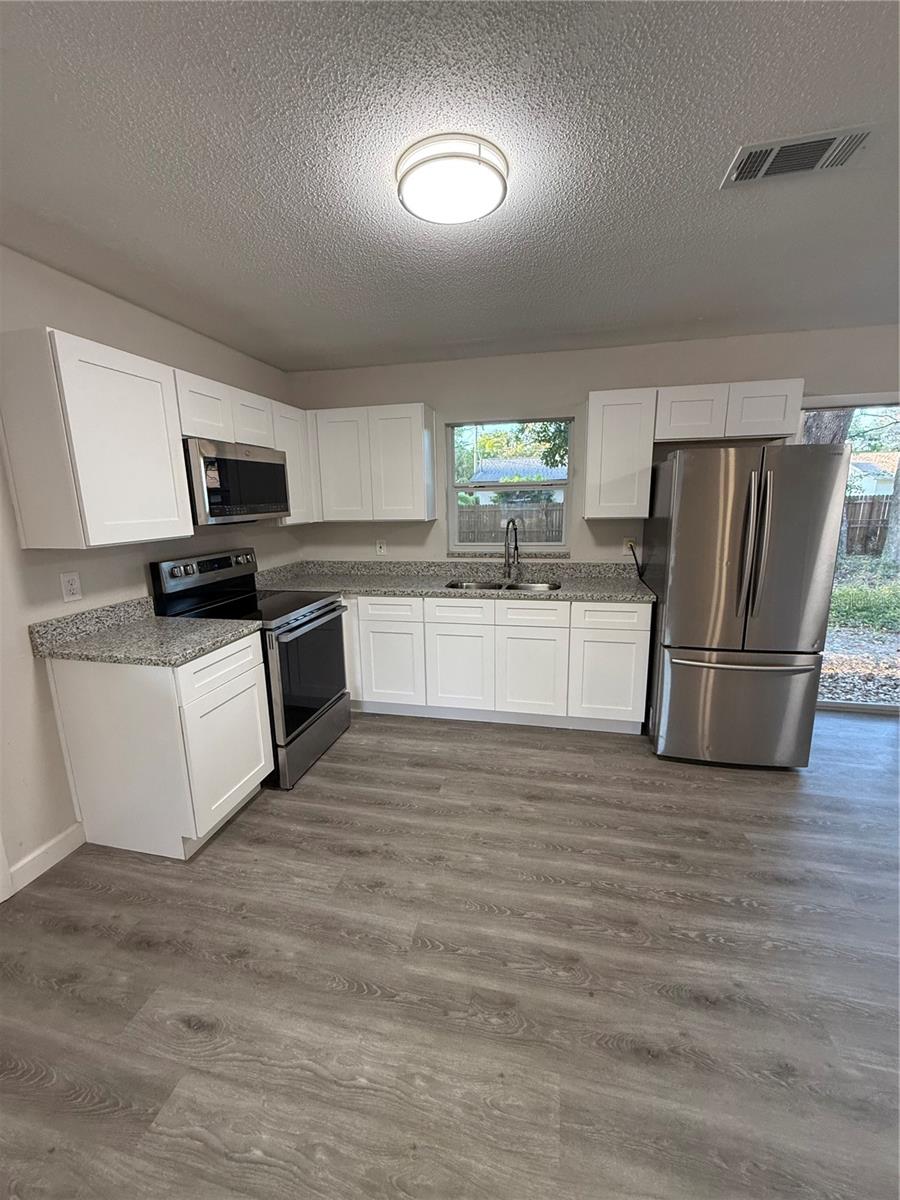 POINCIANA HEIGHTS - Residential Lease