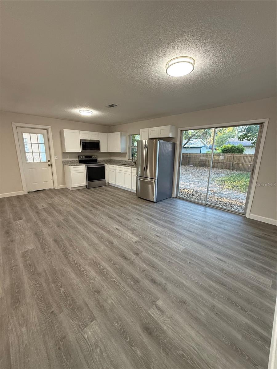 POINCIANA HEIGHTS - Residential Lease